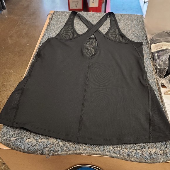 Under Armour HG Coolswitch Tank - Black - Picture 2 of 2